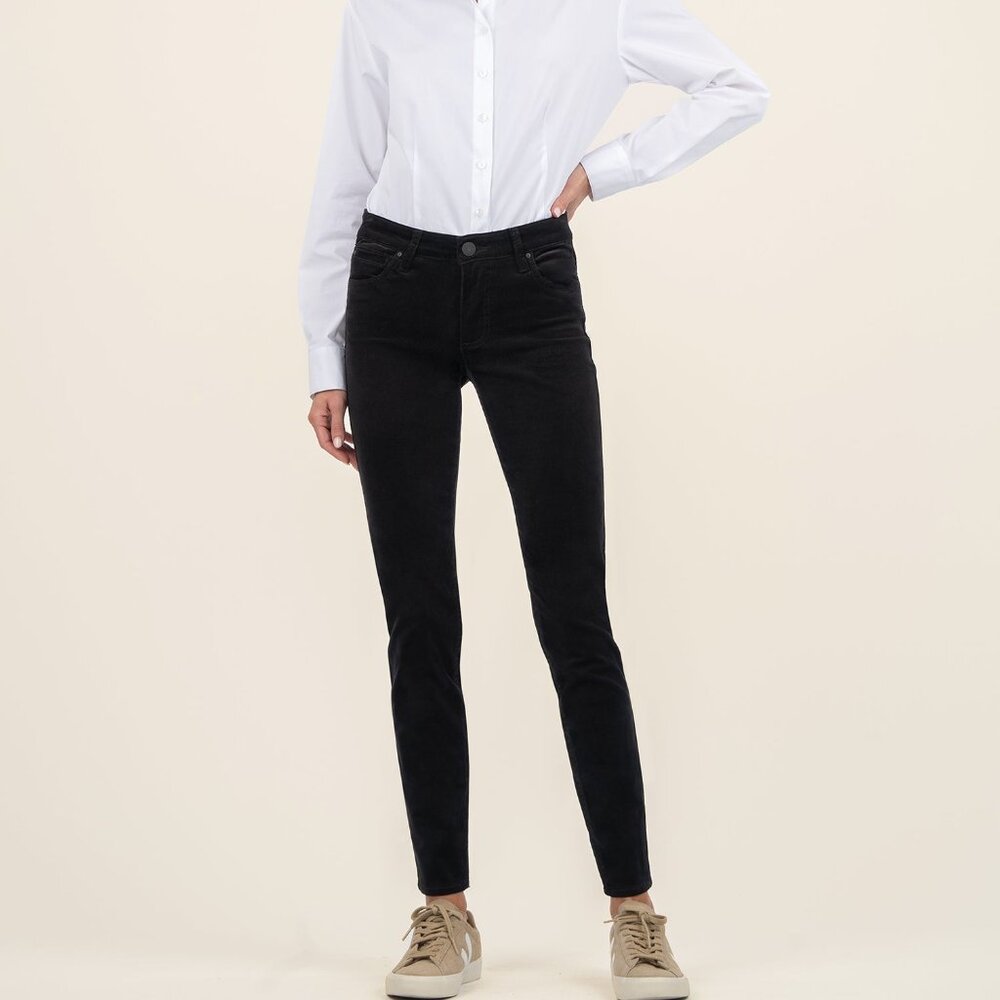 Kut from the Kloth Diana Corduroy Relaxed Fit Skinny Size 6 / Black